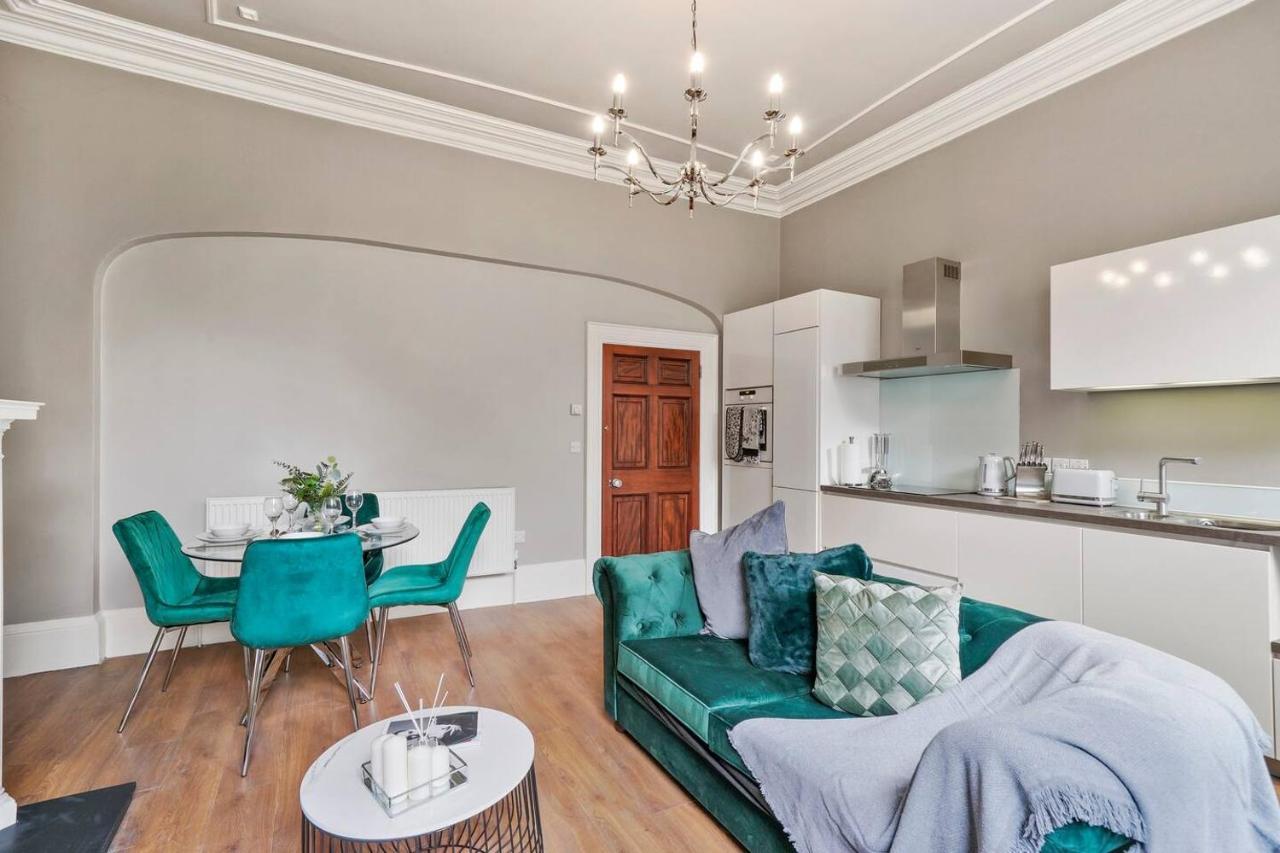 Lovely Central Wakefield Apartment - Parking المظهر الخارجي الصورة