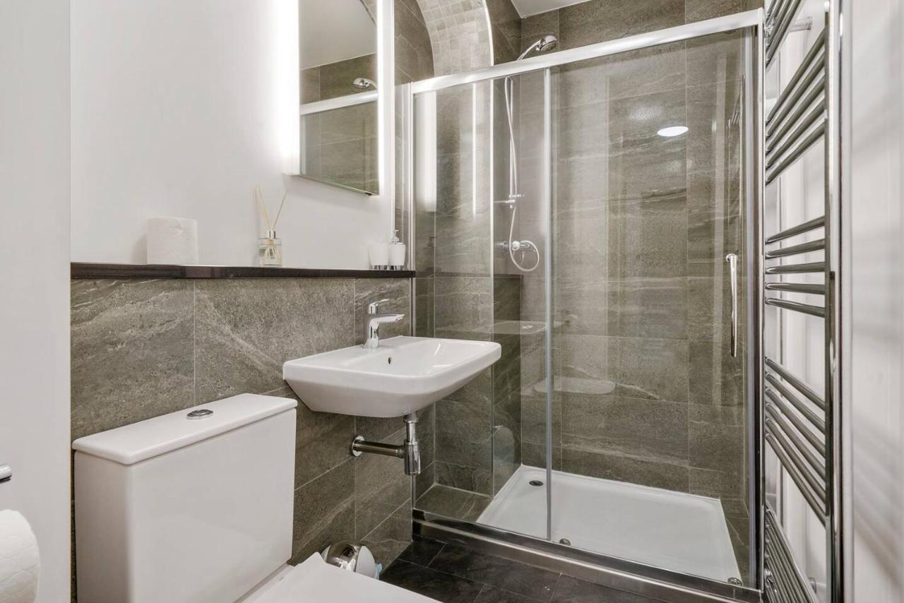Lovely Central Wakefield Apartment - Parking المظهر الخارجي الصورة